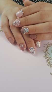 Crystal Nails Kft., Author: Ágnes Sebestyén