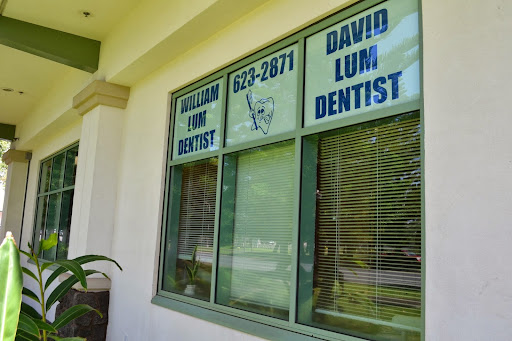 Dr. David E. Lum, DDS