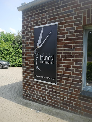 Friseursalon fi.nes Kunstgriff - Thumbnail