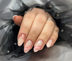 Photo n°8 de JLS NAIL'S à Léré (Institut de beauté)