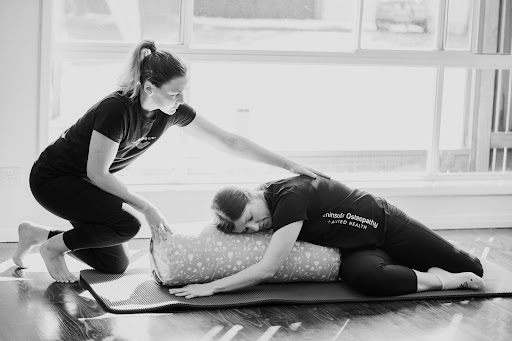 PO+AH Pilates + Yoga - Thumbnail