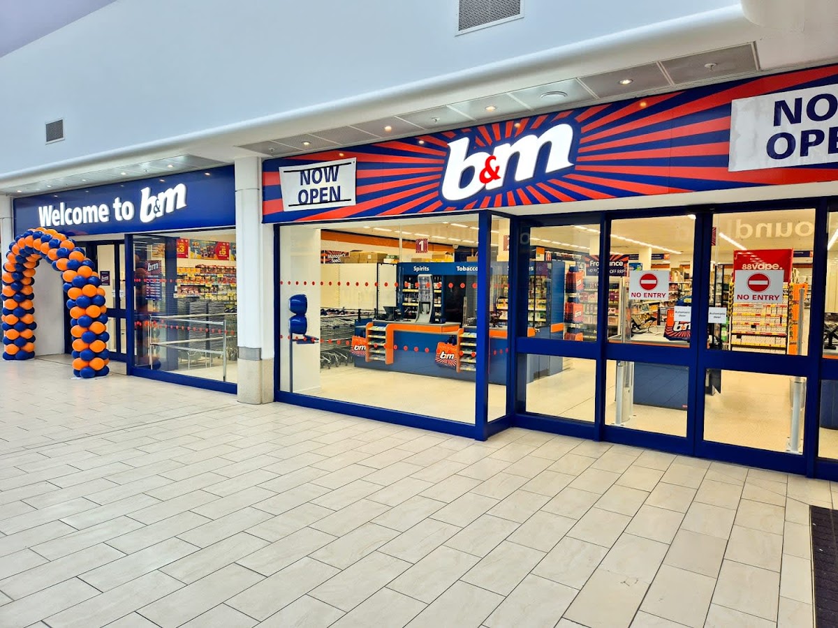 B&M Store