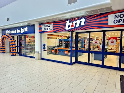 B&M Store