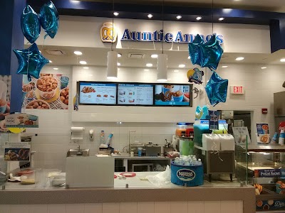 Auntie Anne