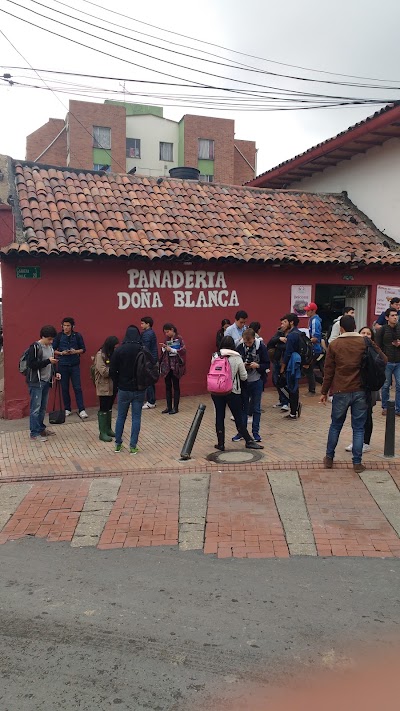Photos of Do&ntilde;a Blanca Bakery