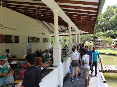 Photos of Traditional Food Sales Centre - Hela Bojun