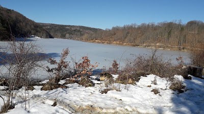 Küçükelmalı Pond