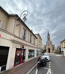 Photo n°4 de SG à Le Vésinet (Banque d'épargne)