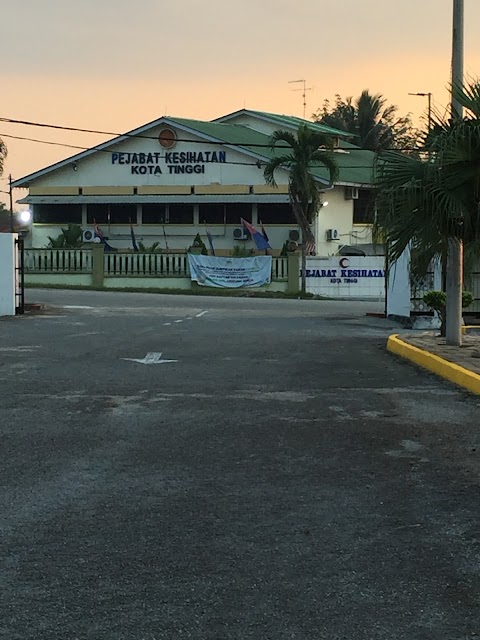 pejabat kesihatan kota tinggi