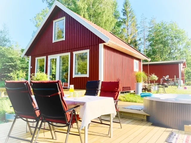 The Blomsholm Cabin