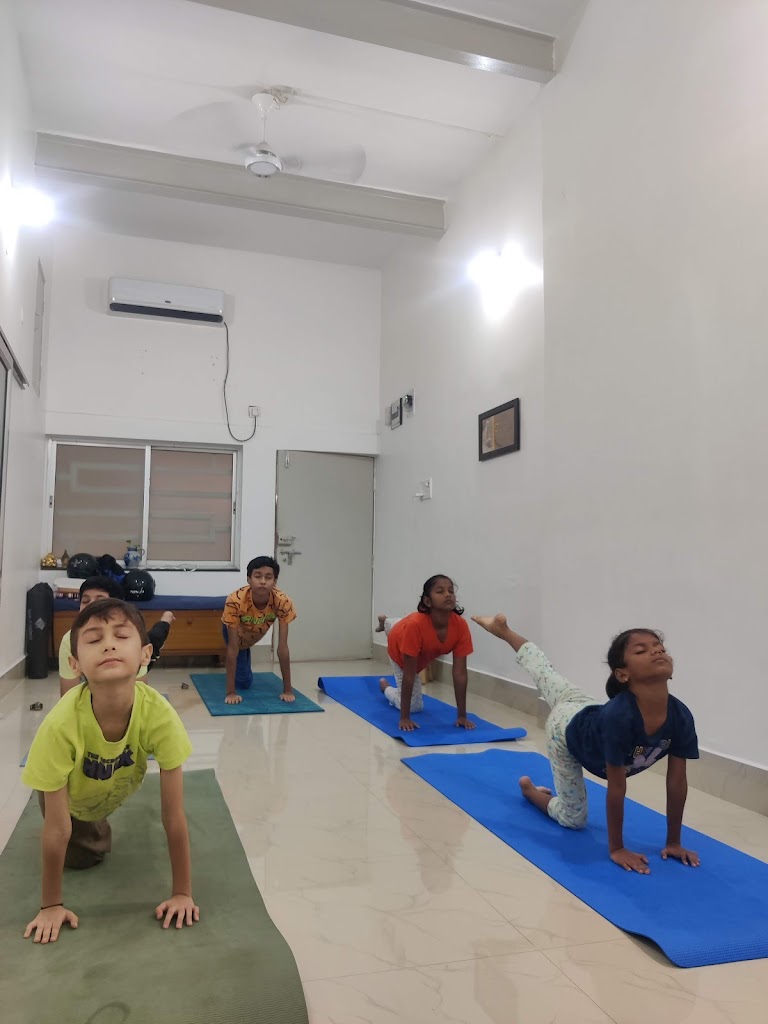 Nishita Thamman Classical Hatha Yoga Teacher