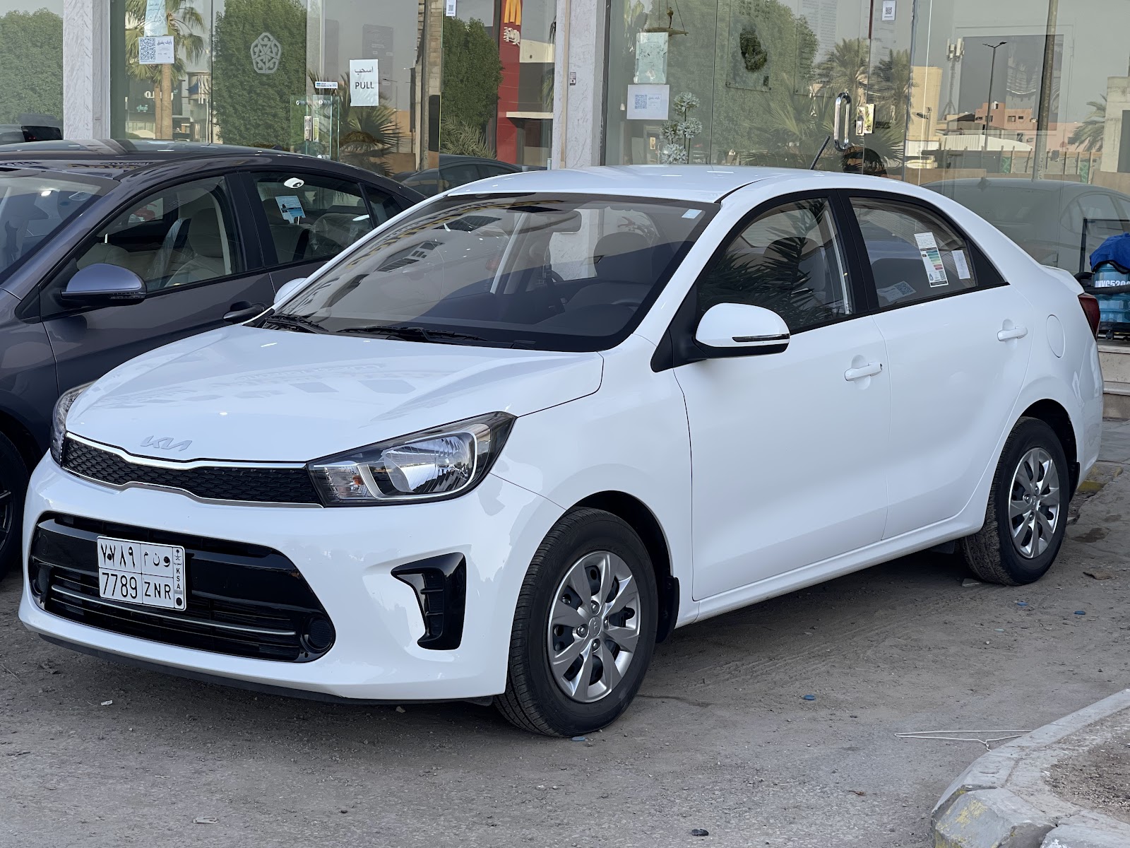 عبد الملك اليحيى لتأجير السيارات - صورة 4