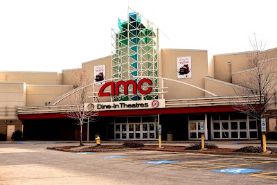 AMC DINE-IN Yorktown 18