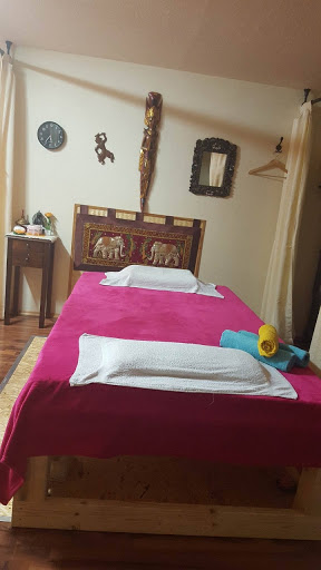 Doog Maai Thai Massage - Thumbnail