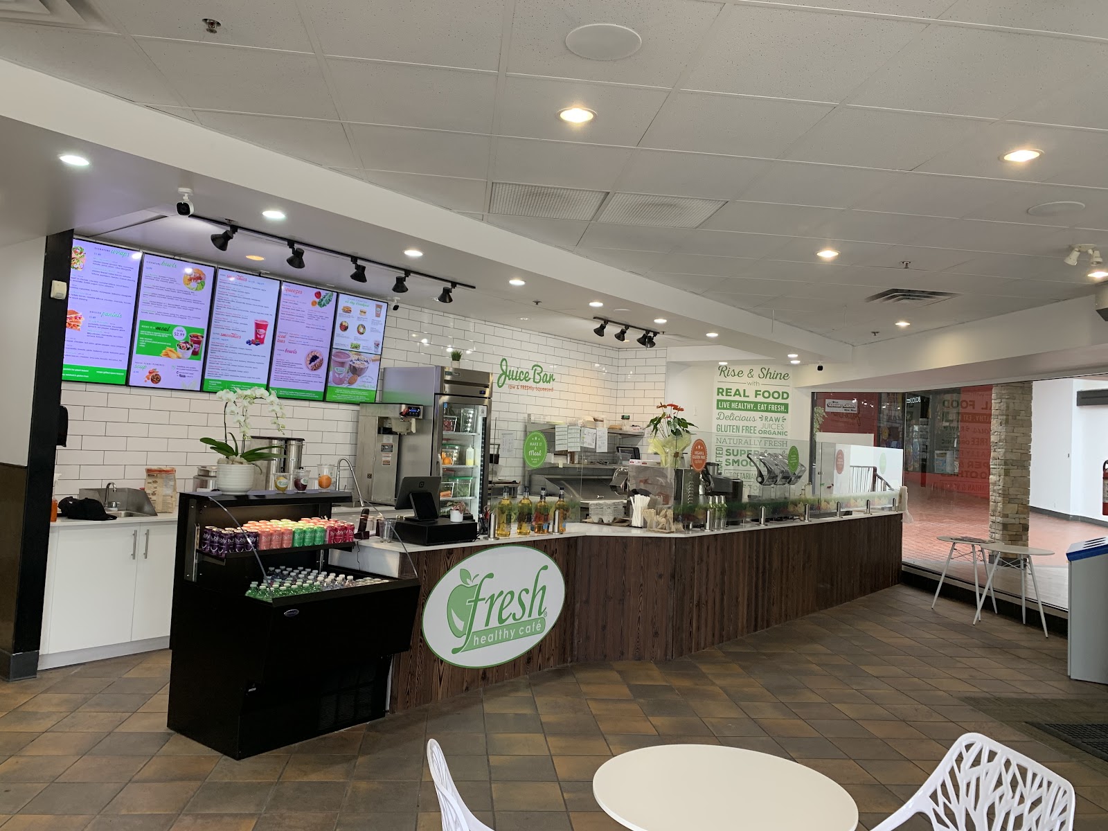 Fresh Healthy Cafe — photo 1