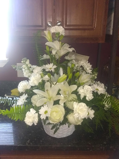 Emerald Coast Flowers & Gifts - Thumbnail