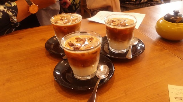 FÁBRICA COFFEE SHOP