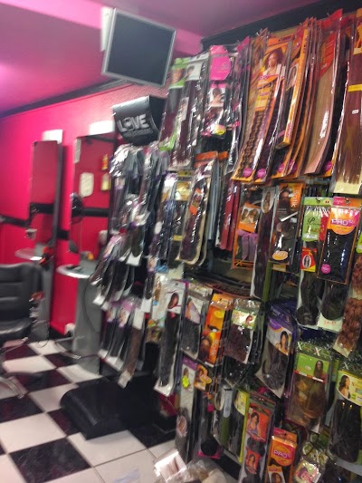 Photos of Anita obison hair extension