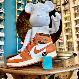 Photo n°25 de VAP WEST Pleuven - Cigarette électronique - Arômes - E-liquide à Pleuven (Conseil)