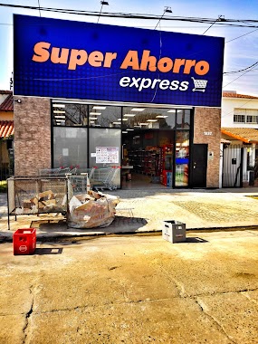 Super Ahorro Express, Author: Lucas Casaburro