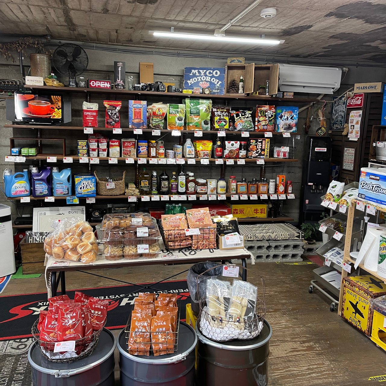 何ここ マーケット 港町店 コストコ商品販売 スーパーマーケット