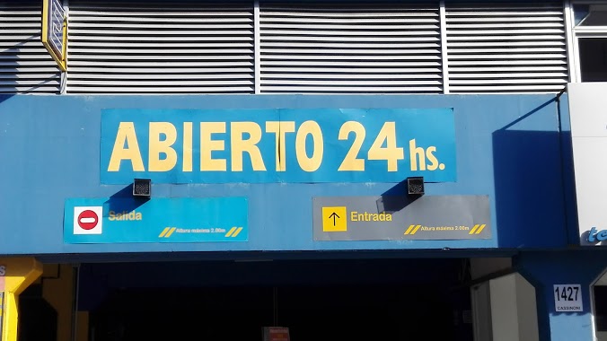Ester Parking, Author: Rafael Santoro