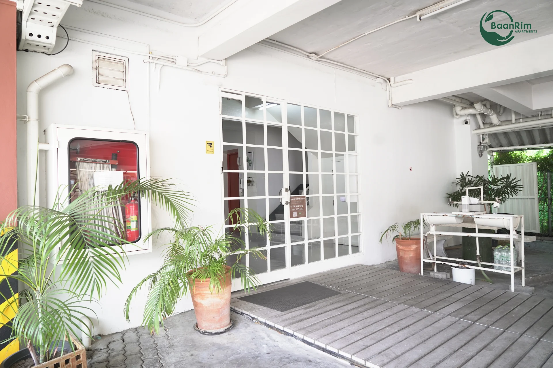 บ้านริมรัชดา Baanrim Ratchada Apartment