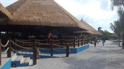 Photos of Renaissance Island