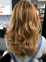 Photo n°30 de L’atelier de zara Paris à Paris (Salon de coiffure)