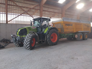 Photo n°13 de Techtronic agri à Sylvains-Lès-Moulins (Service agricole)