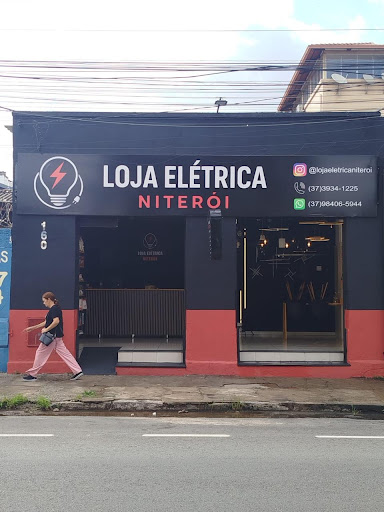 Elétrica Niterói: serviços e materiais elétricos. Lâmpadas, painéis LED, chuveiros, refletores, cabos e fios e iluminação