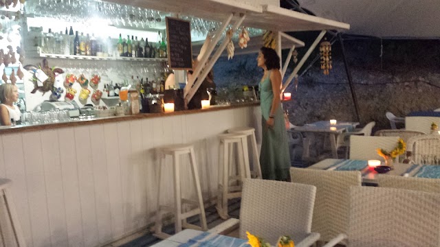 Utopia Beach Bar