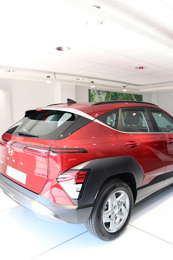 Howards Hyundai Yeovil Gallery - United Kingdom