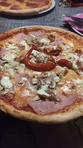 Recenzije Pizzeria Gušt u Split - Restoran