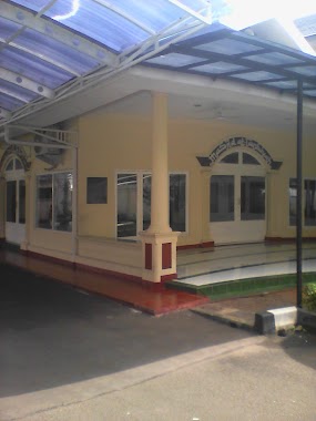 Masjid At Tarbiyah Training Center Department, Author: Sri Wahyuli