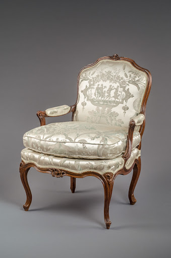 French Accents Antique Furniture - Thumbnail