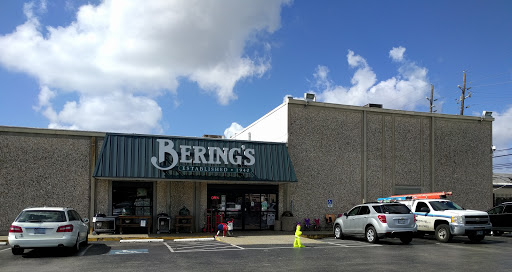 Bering's Hardware - Visual