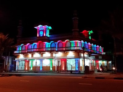 Photos of Irumbu Thaikka