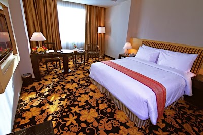 Photos of Rocky Plaza Hotel Padang