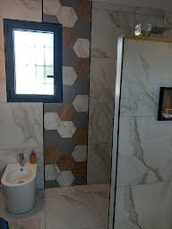 Photo n°6 de Ambiance Carrelage Nîmes Milhaud à Milhaud (Magasin de carrelage)