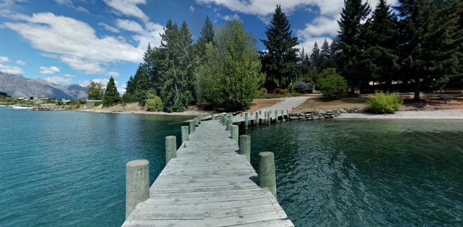Reviews of Queenstown Golf Club in Queenstown - Golf Club
