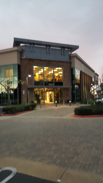 Photos of Pomona Valley Hospital Medical Center