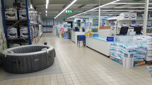 Photo de Cash Piscines à Ucel (07200)