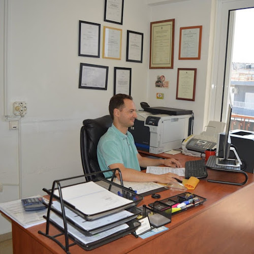 Κολοκοτρώνη 12, Χαλάνδρι 152 33