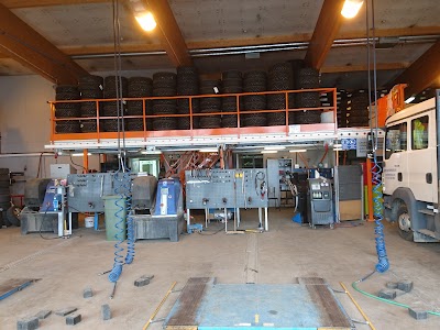 Photos of Vianor H&auml;meenlinna