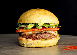 Photo n°2 de SB Artisans Burger - Champion de France du Burger 2020 à Tarnos (Restaurant de hamburgers)