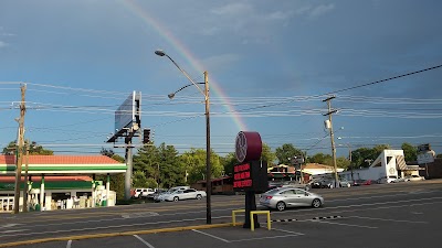 West Meade Wine & Liquor Mart