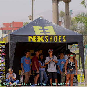 Neekshoes 0