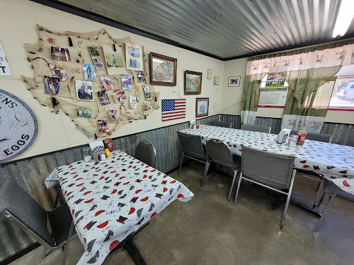 Country Pickin's Cafe - Thumbnail