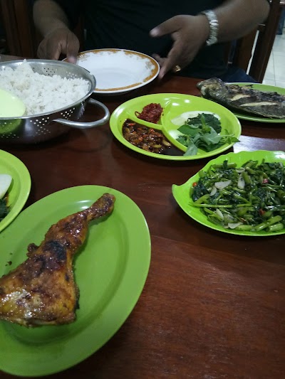 Photos of Warung Makan Ikan Bakar